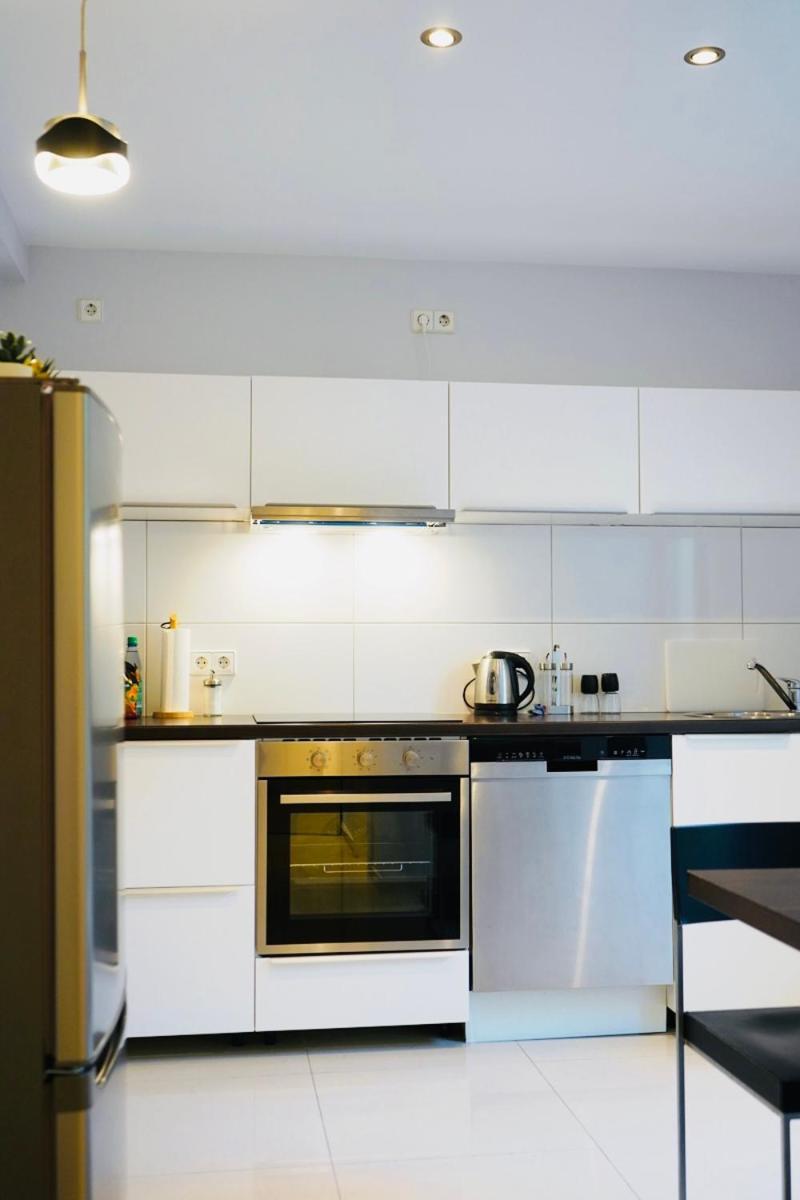 Haus Im Gruenen Fuer 6 Personen-3 Schlafzimmer- 3 Baedern -Waschmaschine-Grosse Terrasse- Vollausgestattete Kueche Wolfsburg Exteriör bild